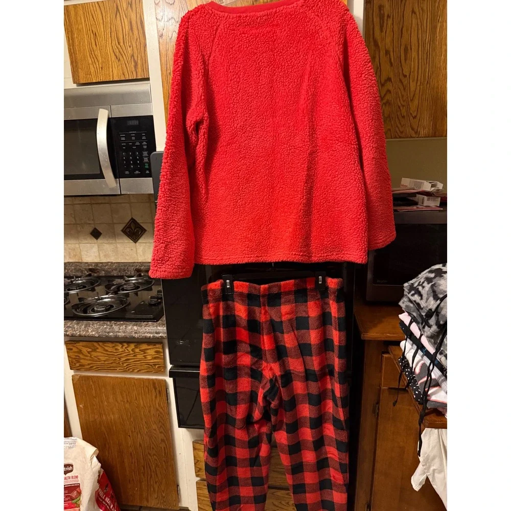 Holiday Time Womens Red Sherpa Reindeer Pajama Set XL Buffalo Plaid Fleece 2PC‎